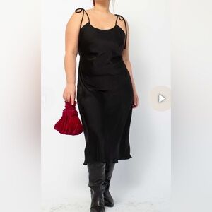 A Bronze Age 100% Silk Black Slip Dress L
